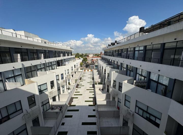 Alquiler - Parque Chacabuco - Complejo Volcán - Monoambiente - Amenities premium - Seg 24 hs 3
