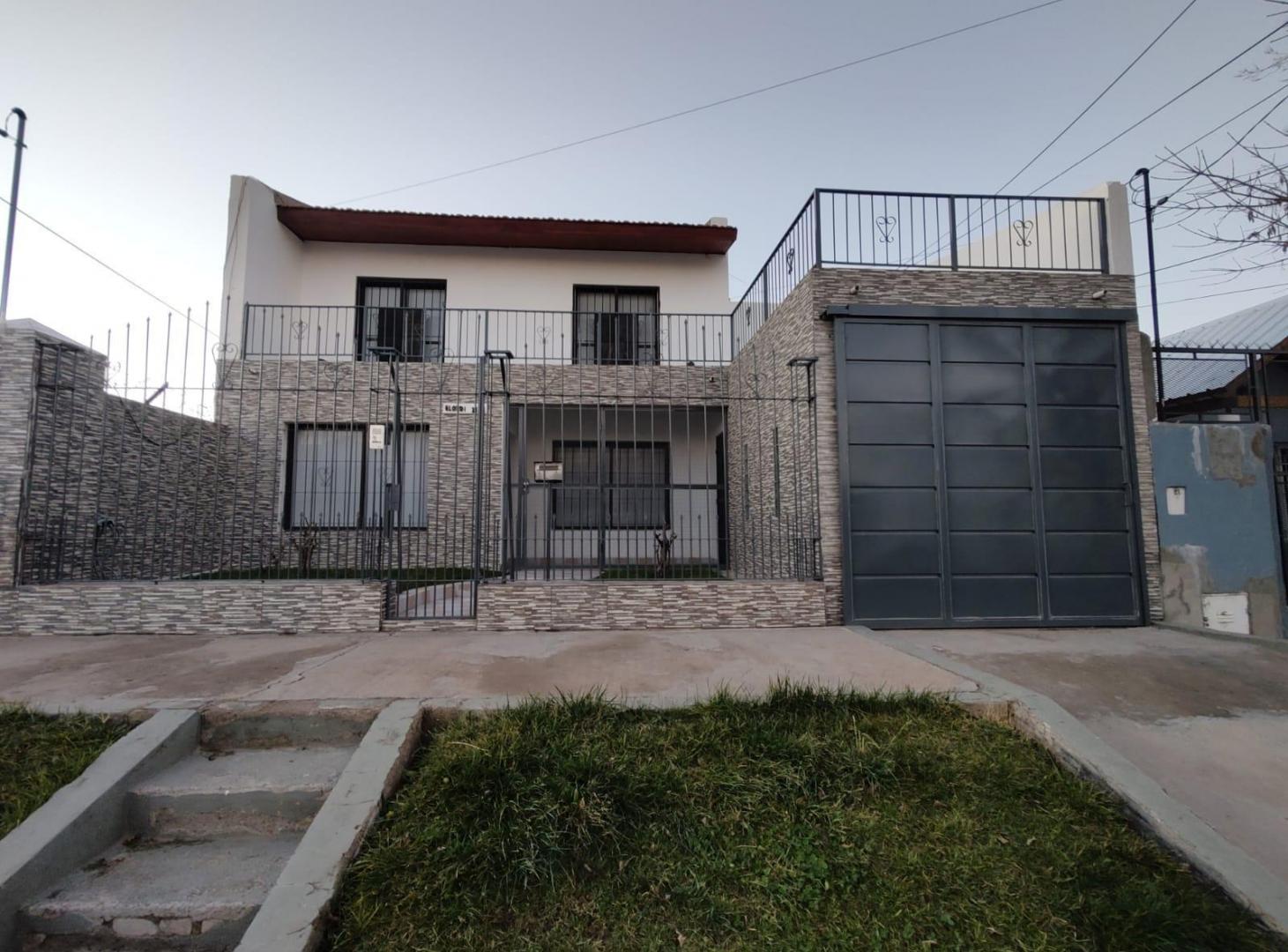Casa en alquiler en Elordi 2100