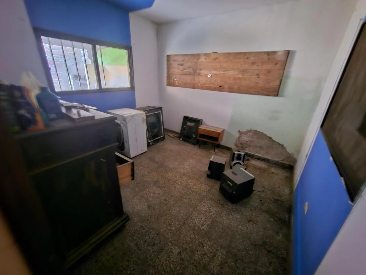 Importante Propiedad a Reciclar en Villa San Martín. Terreno 10x50 5