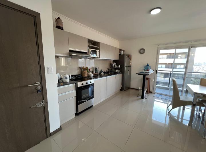 Alquiler anual departamento 3 dormitorios en Veneto VI 5