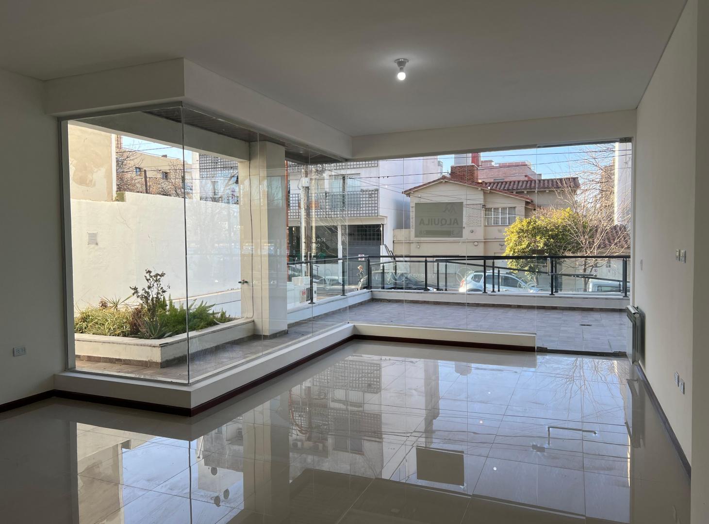 Foto de Local comercial en Veneto IV, imagen 4
