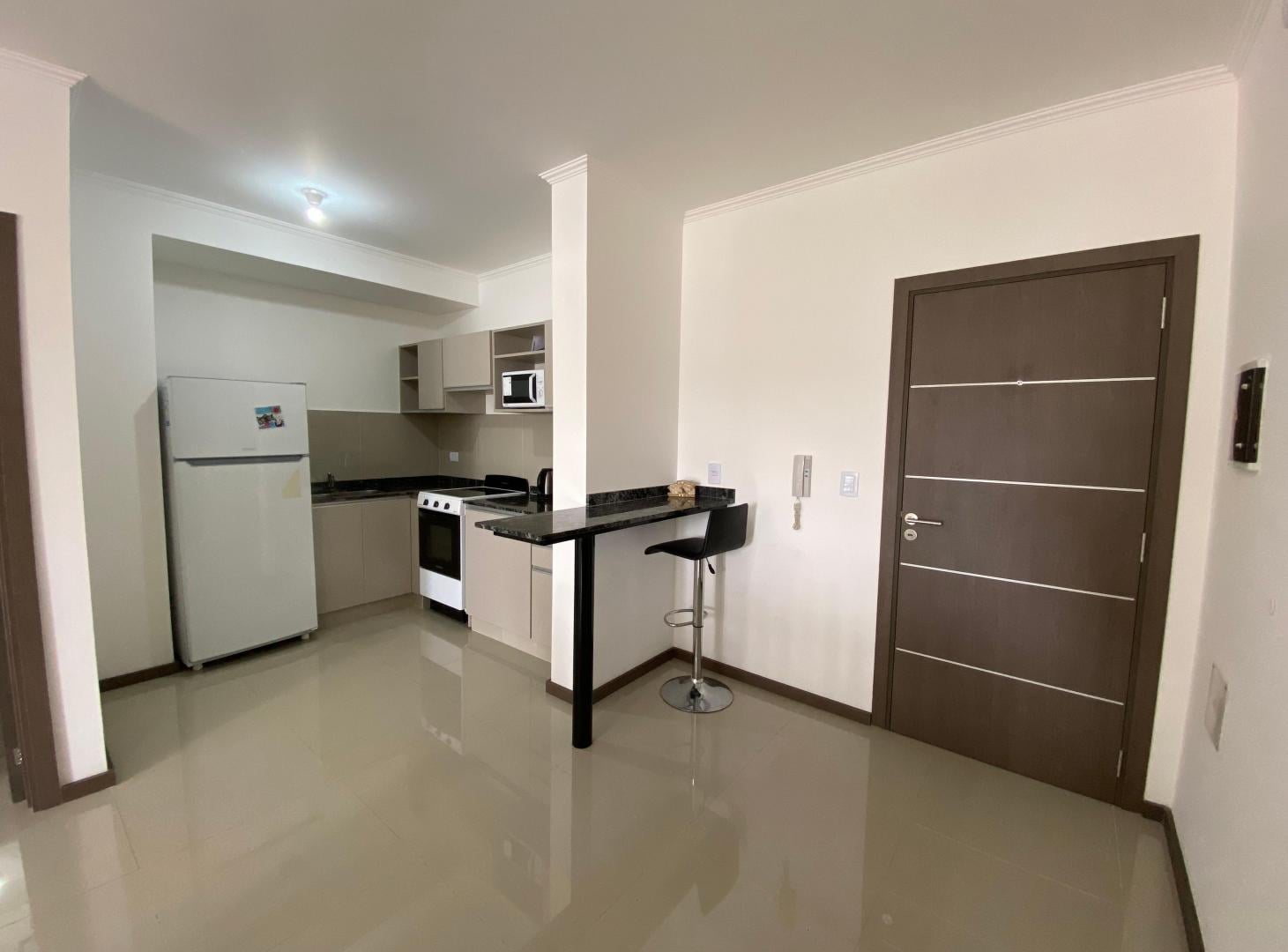 Foto de Departamento de un dormitorio con cochera en Veneto IV, imagen 5