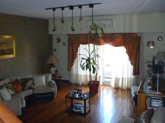 Foto de Venta Departamento en Valentín Alsina Duplex 4 ambientes al frente con, imagen 3