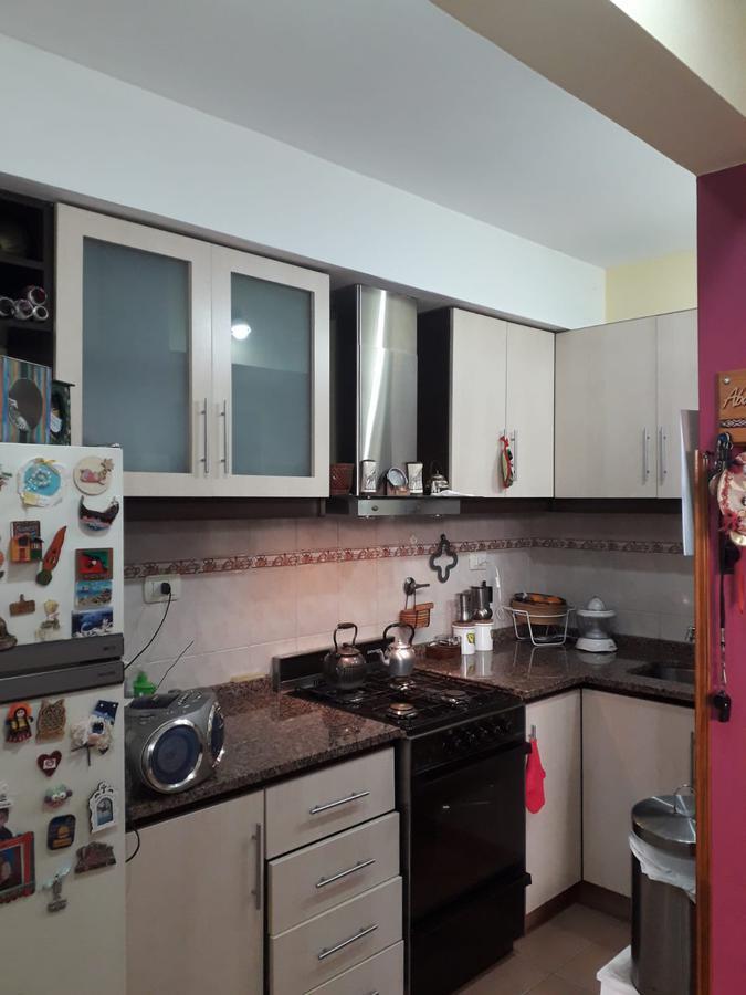 Venta Casa en Lanús Este 4 Ambientes con Garaje Ideal 2 Familias 1