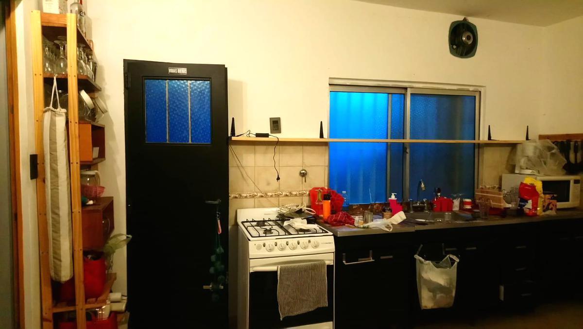 Venta PH en Lanús Este Tipo Casa 3 Ambientes con 2 Patios y Terraza Al Contrafrente 5