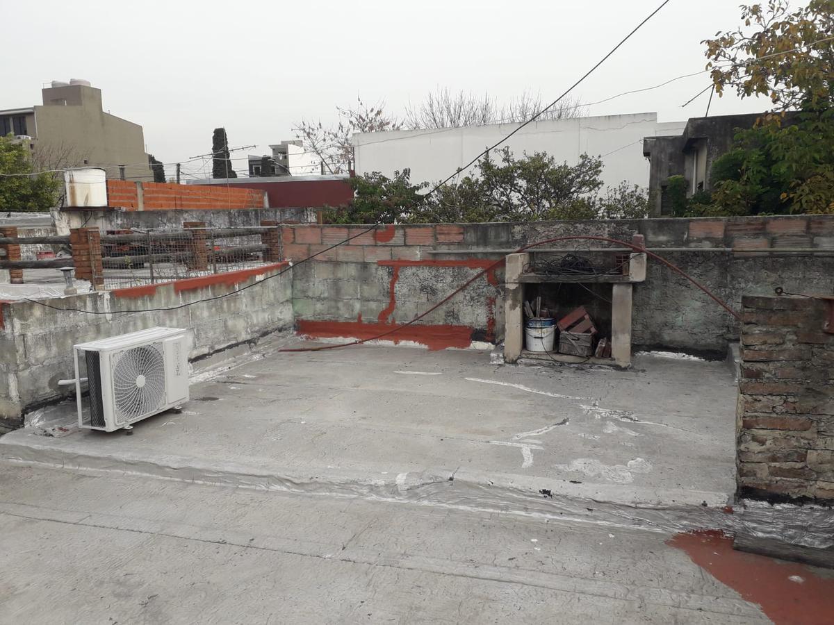 Venta PH en Lanús Este Tipo Casa 3 Ambientes con 2 Patios y Terraza Al Contrafrente 4
