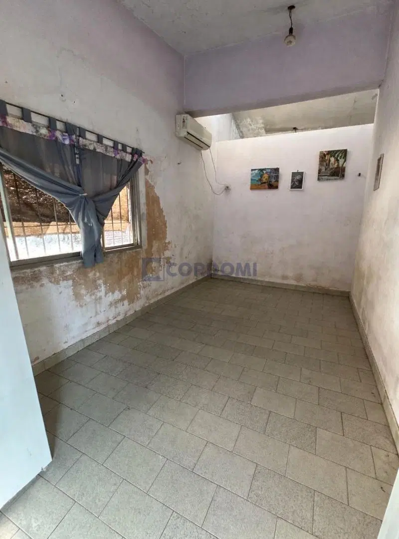 Venta de Casa en Florencio Varela Ideal 2 Familias a 4 cuadras de Av. San Martín y del Trabajo 3