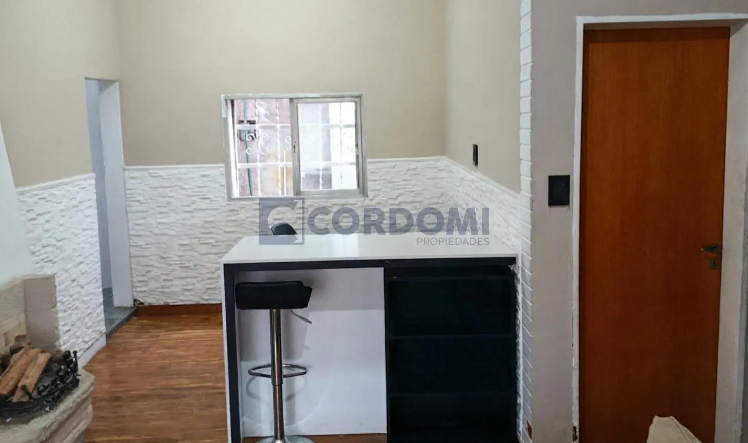 Venta de Casa PH en Quilmes Oeste de 3 ambientes con Garaje y Terraza 4