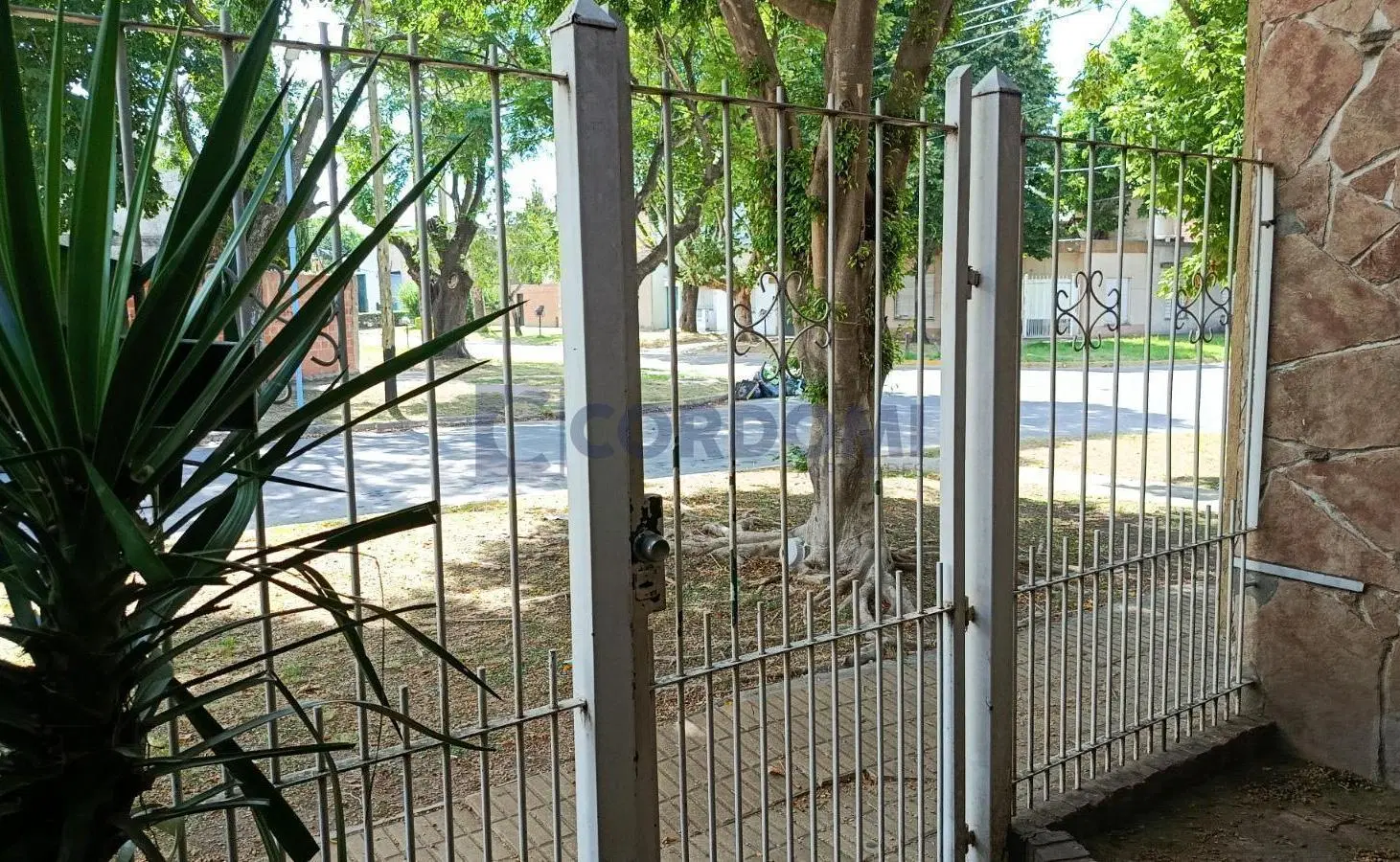 Venta de Casa PH en Quilmes Oeste de 3 ambientes con Garaje y Terraza 3