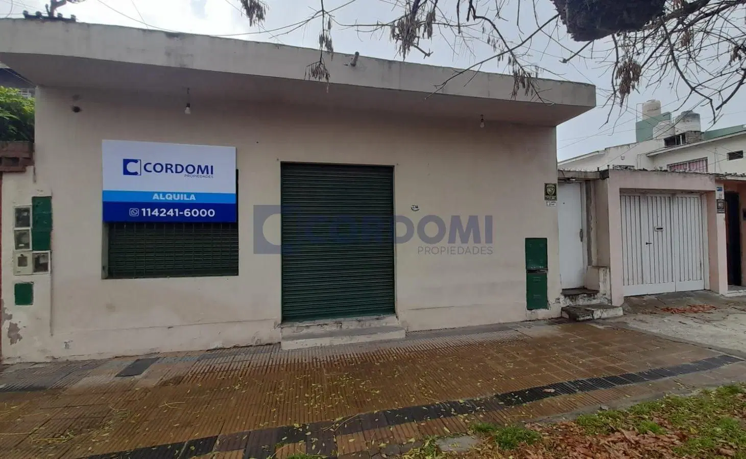 Alquiler Local en Lanús Oeste Ideal Pequeño Deposito o Comercio de barrio. 3
