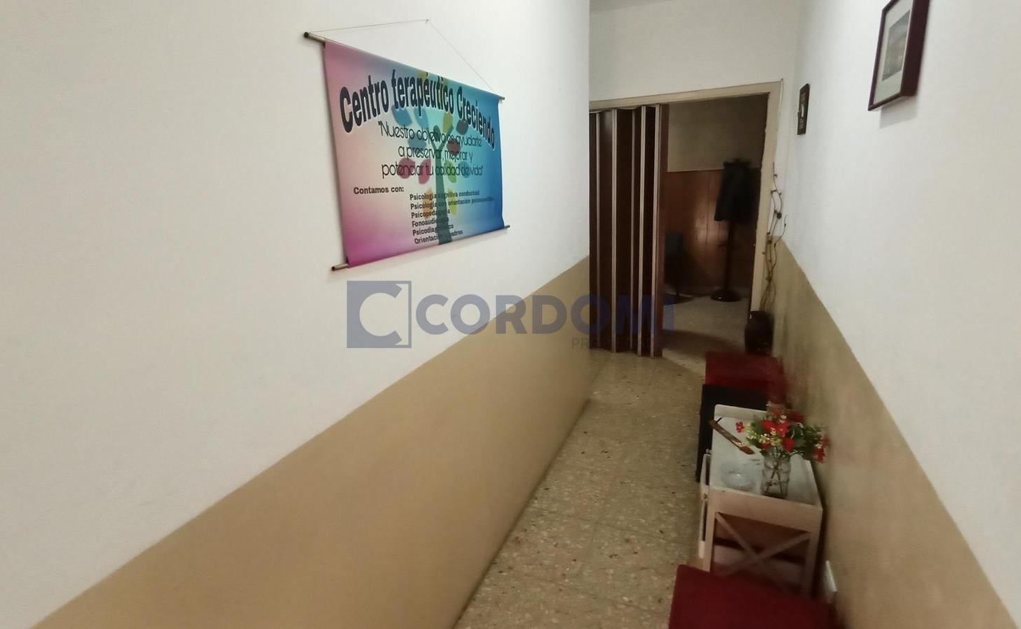 Foto de Venta de Departamento en Lanús Oeste de 3 ambientes de 68m2 en Planta, imagen 2