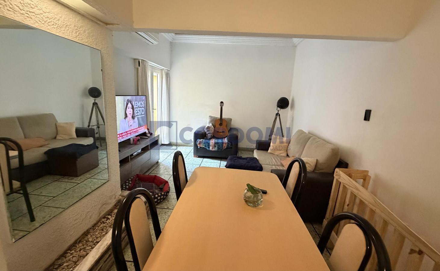 Foto de Venta de Departamento en Lanús Este de 3 ambientes en Planta Baja, imagen 2