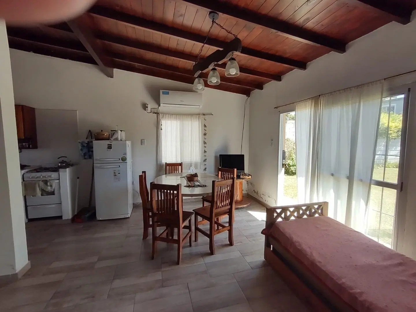 Hermosa casa en Los Acantilados 2