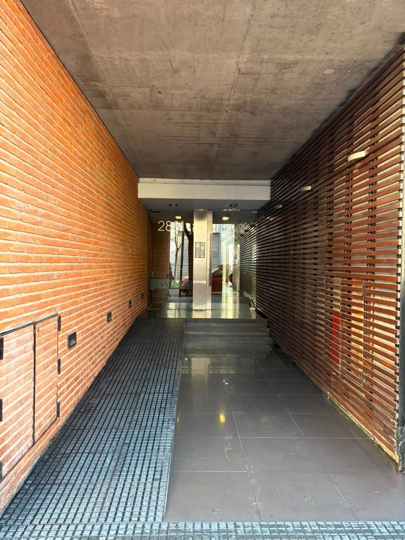 Foto de HERMOSO SEMIPISO 3 AMB. AL FRENTE CON COCHERA EN FLORES, imagen 5