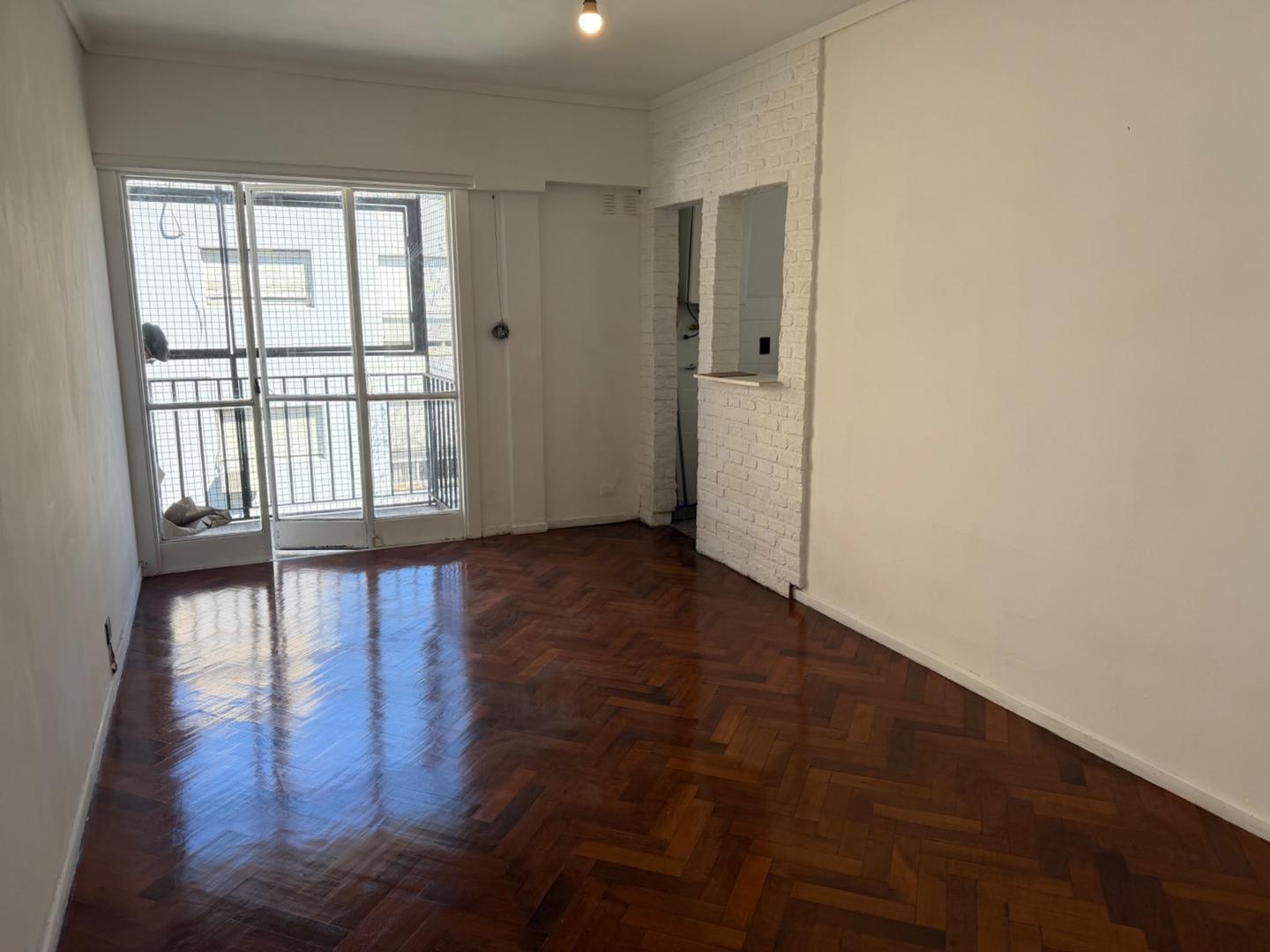 Foto de 3 AMB. + BALCÓN | 6° PISO | MUY LUMINOSO | EXCELENTE UBICACI, imagen 3