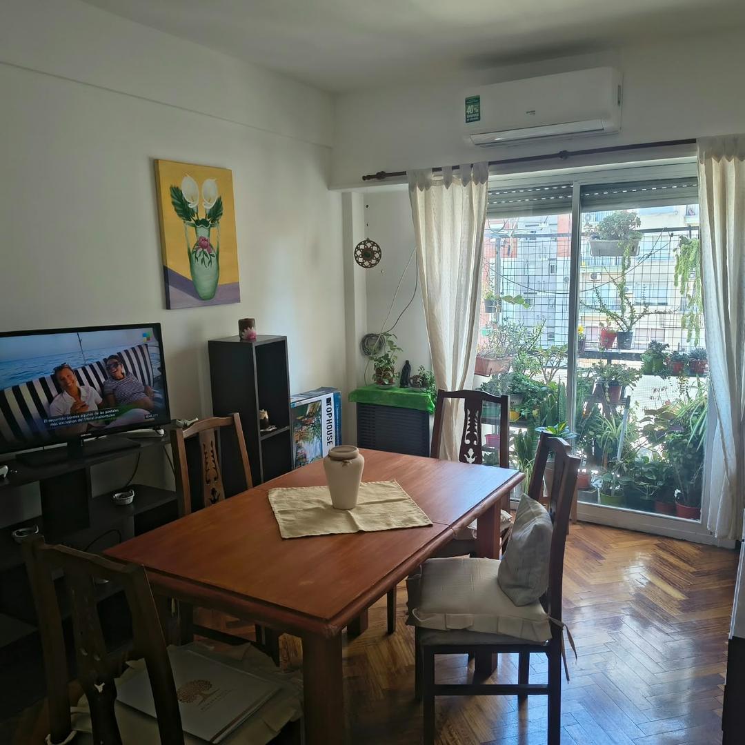 Foto de VENTA DEPARTAMENTO CENTRO "LANUSITA" MUY LUMINOSO CFTE., imagen 1