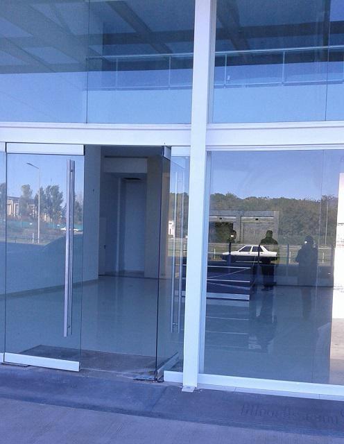 Oficina en Venta y Alquiler en Hudson Zona Countries 2