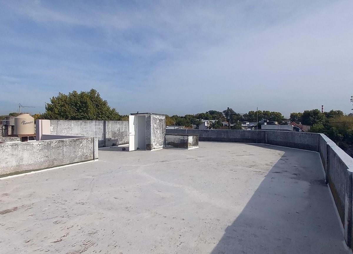 Departamento con Cochera y 3 Dorm. en Venta en Quilmes Oeste 5