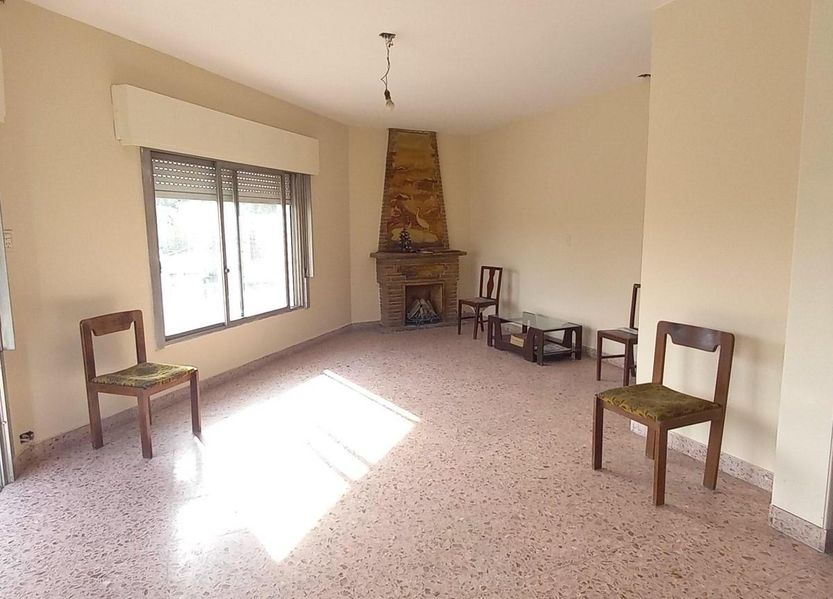 Departamento con Cochera y 3 Dorm. en Venta en Quilmes Oeste 4