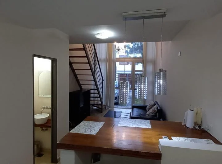 Departamento 2 ambientes con cochera y patio en alquiler en Quilmes Oeste Centro 4