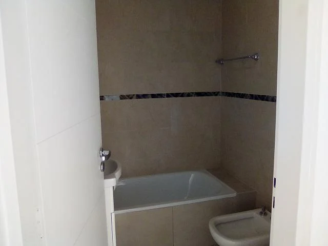 Departamento  2 ambientes con cochera en Alquiler en Quilmes,  G.B.A. Zona Sur 3