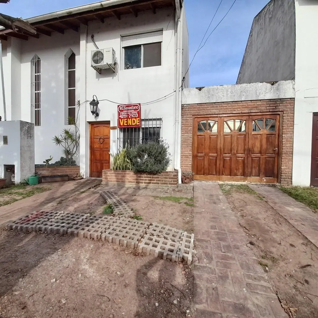 Dúplex con 2 dormitorios y fondo libre en Barrio Cerrado en Venta en Quilmes, G.B.A. Zona Sur 1
