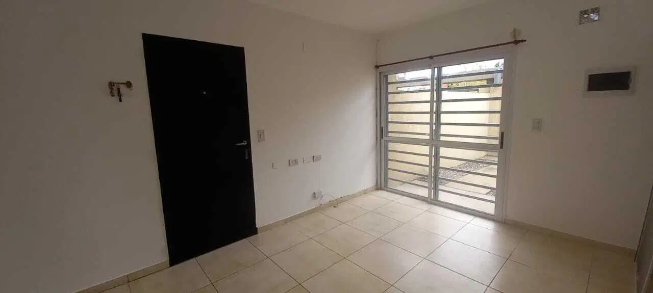 Departamento en Venta en Villa España, Berazategui, G.B.A. Zona Sur 3