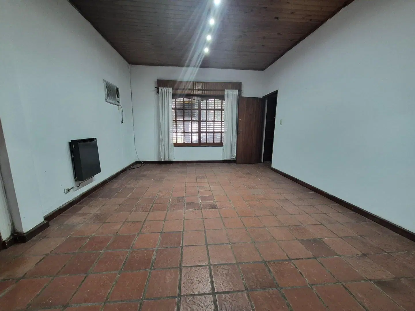 Oficina  en Alquiler en Bosques, Florencio Varela, G.B.A. Zona Sur 3