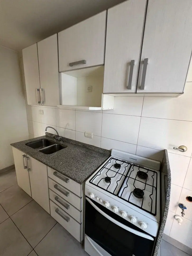Departamento 2 ambientes con cochera en edificio Maconda en Alquiler en Quilmes,  G.B.A. Zona Sur 3