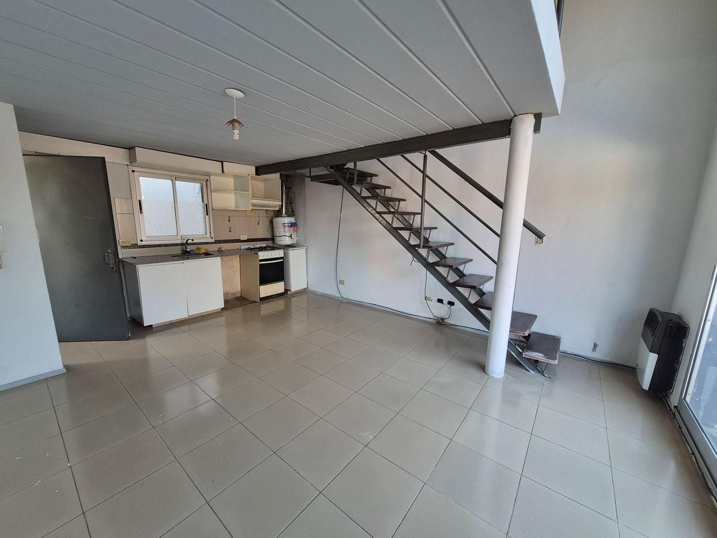 Foto de Departamento 2 ambientes tipo loft en Alquiler en Quilmes, G.B.A. Zona, imagen 1