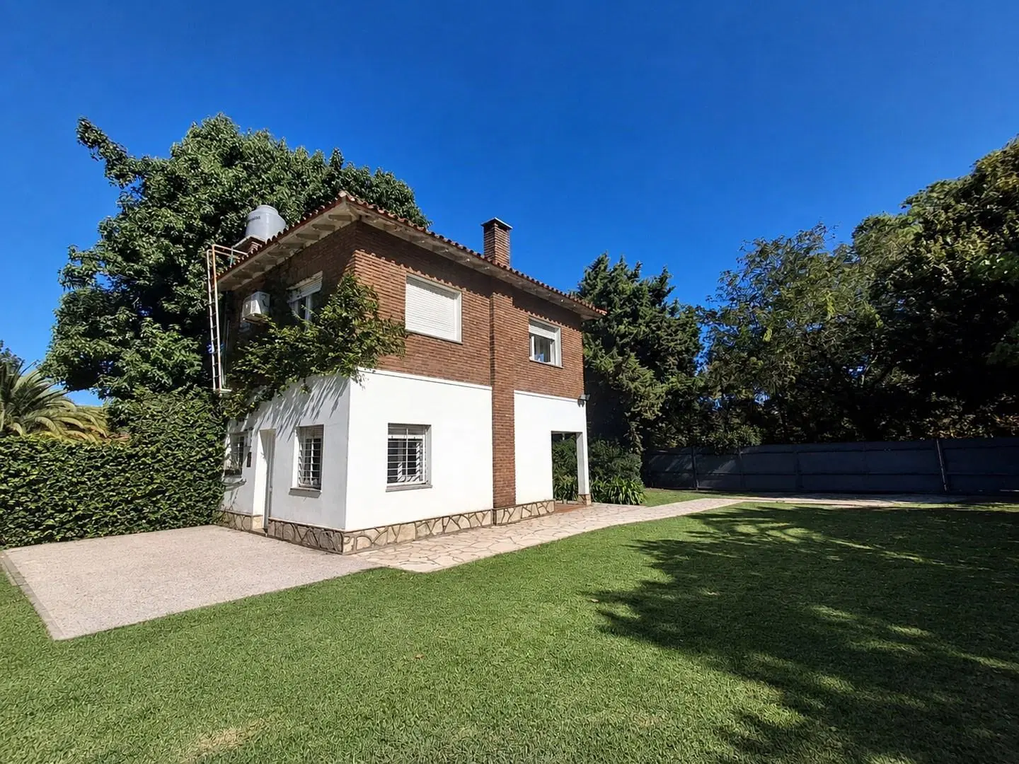 Chalet frente al golf en Venta en Ranelagh, Berazategui, G.B.A. Zona Sur 2