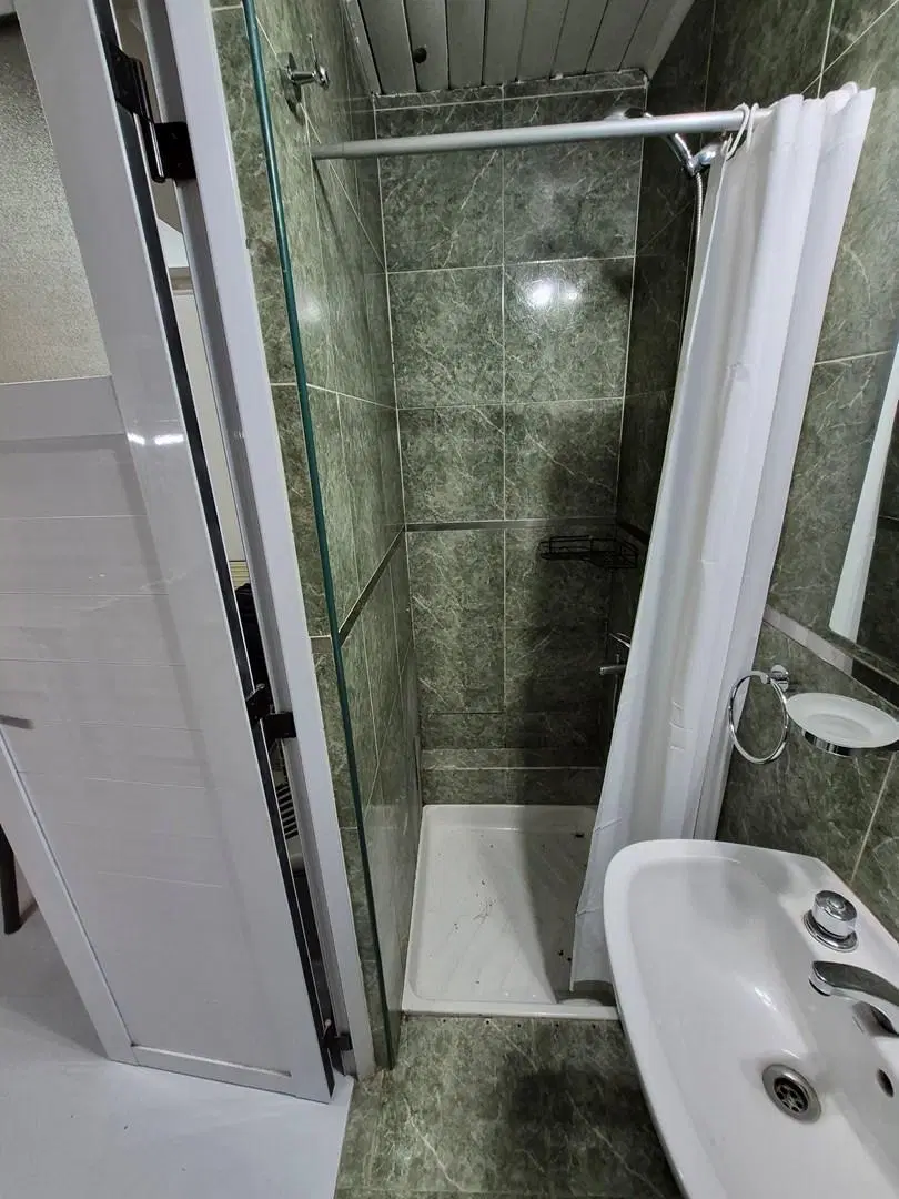 Departamento Monoambiente  en Alquiler en Bernal, Quilmes, G.B.A. Zona Sur 5