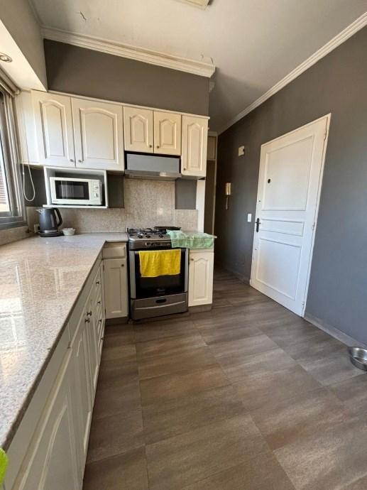 Foto de Venta – Gran piso de 4 ambientes con palier privado, cochera y baulera, imagen 5