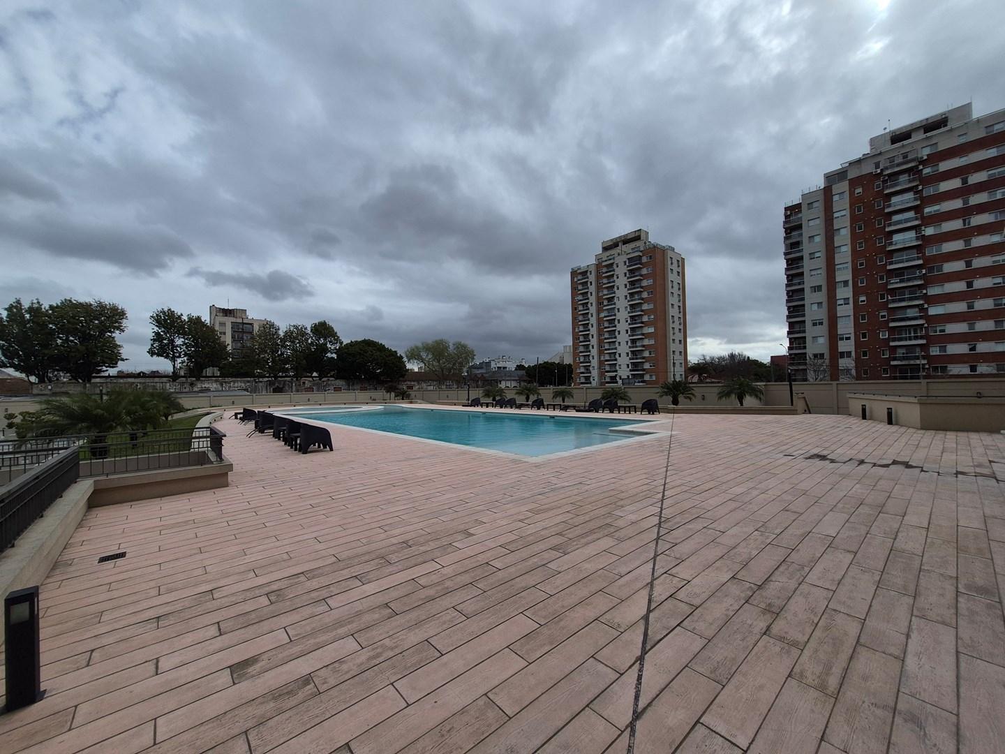 Foto de Departamento 4 ambientes en Klover Plaza en Venta en Bernal, Quilmes, imagen 1