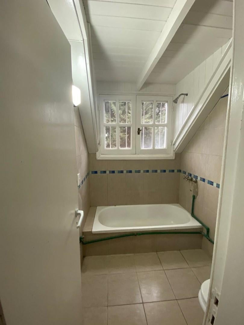 Foto de Casa uso profesional o comercial en Alquiler en Ranelagh, Berazategui, imagen 3