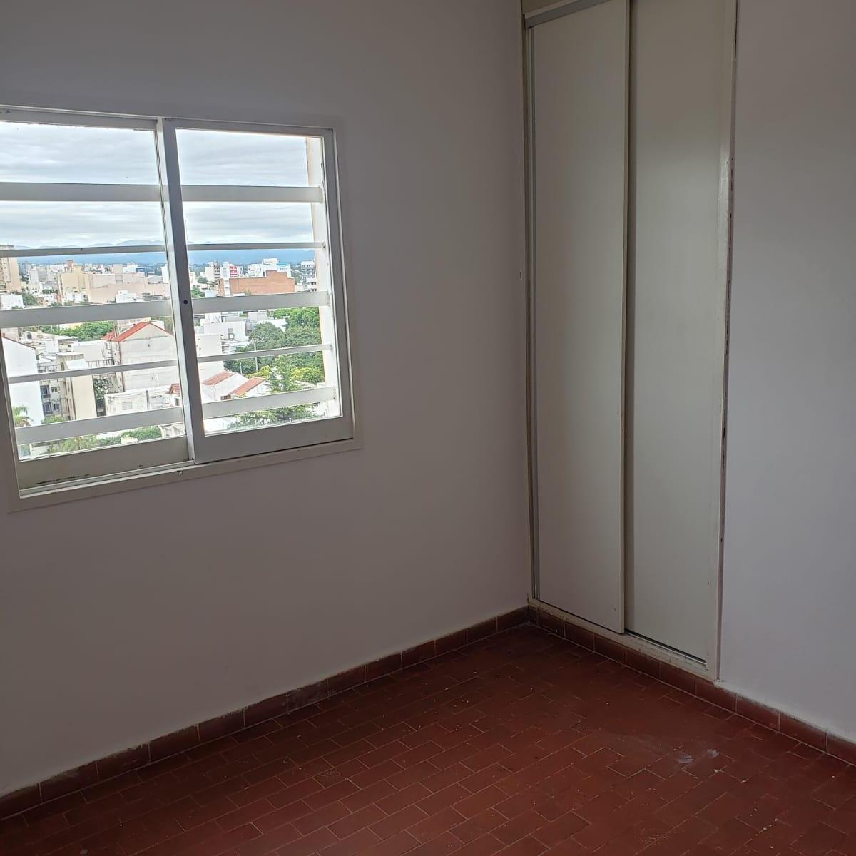 Vendo Departamento 3 Habitaciones 2 Baños Zona Shopping 3