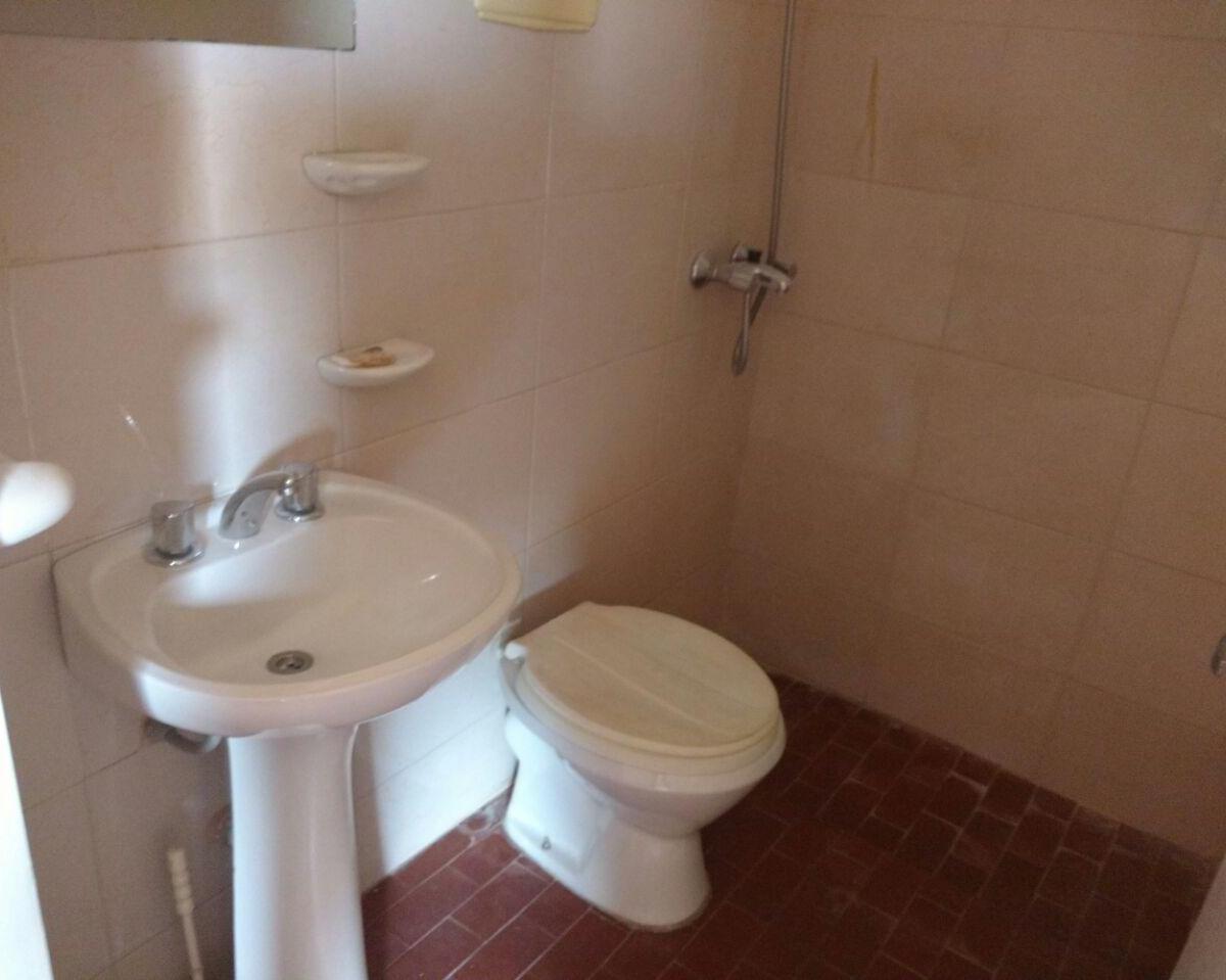 Alquilo Dpto 3 Dorm. Dos Baños 4