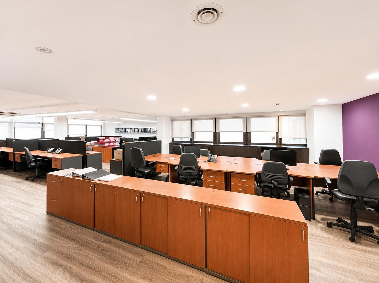 Foto de Oficina corporativa en alquiler - Planta completa - 2 cocheras, imagen 1