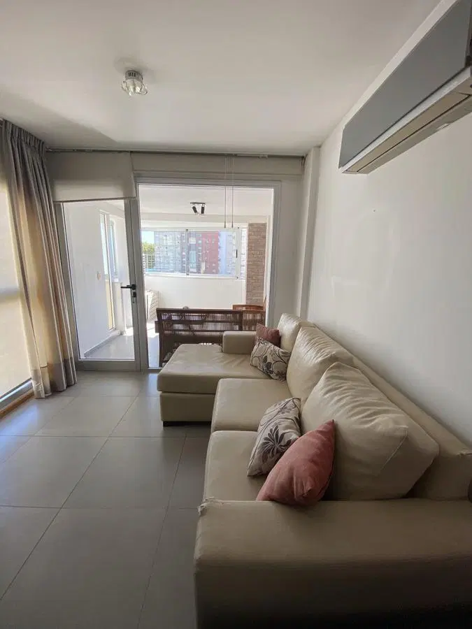 Departamento de 2 dormitorios en venta y alquiler zona centro rio 1