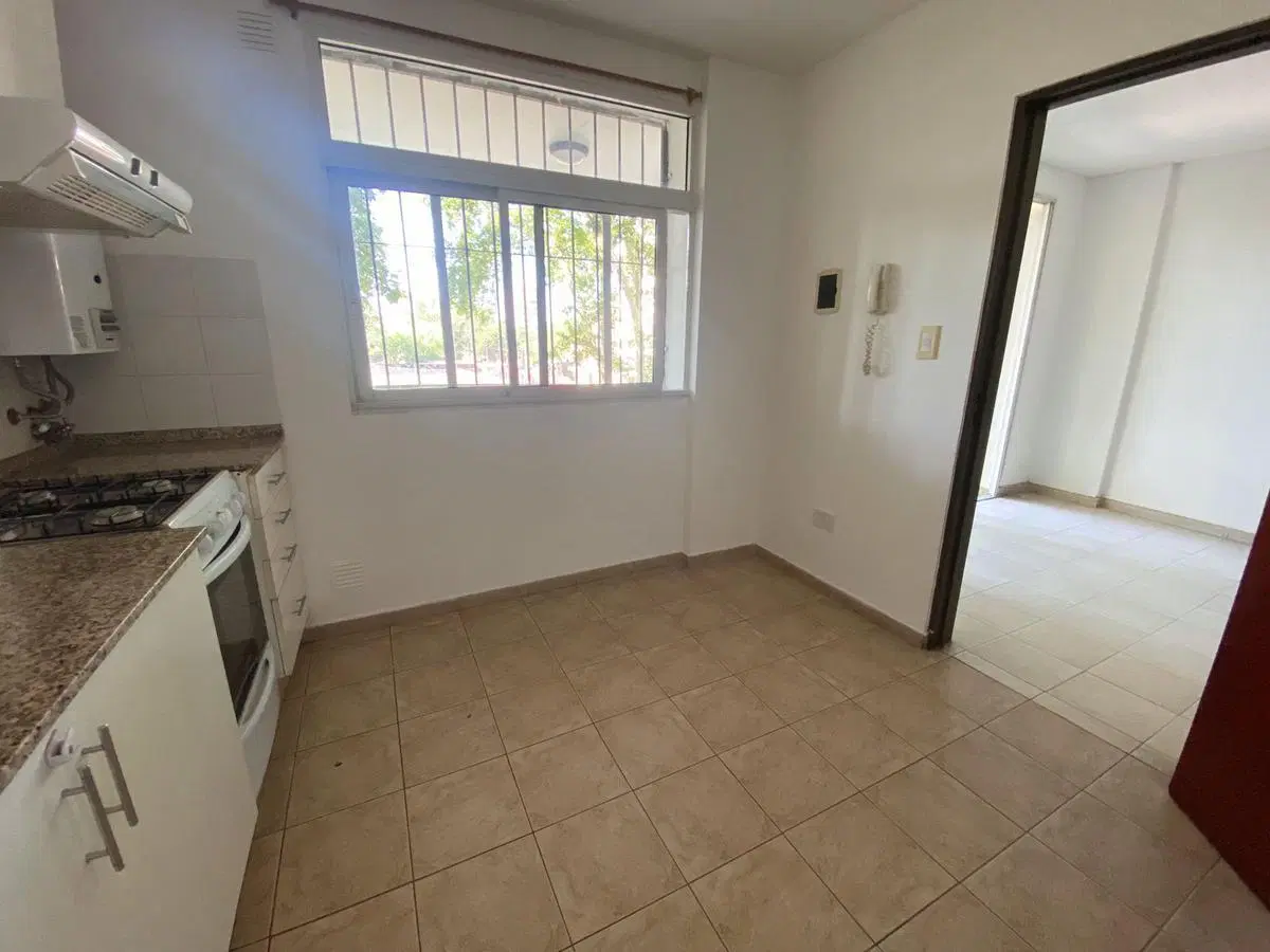 Departamento de dos dormitorios en venta 9 De Julio al 3100 4