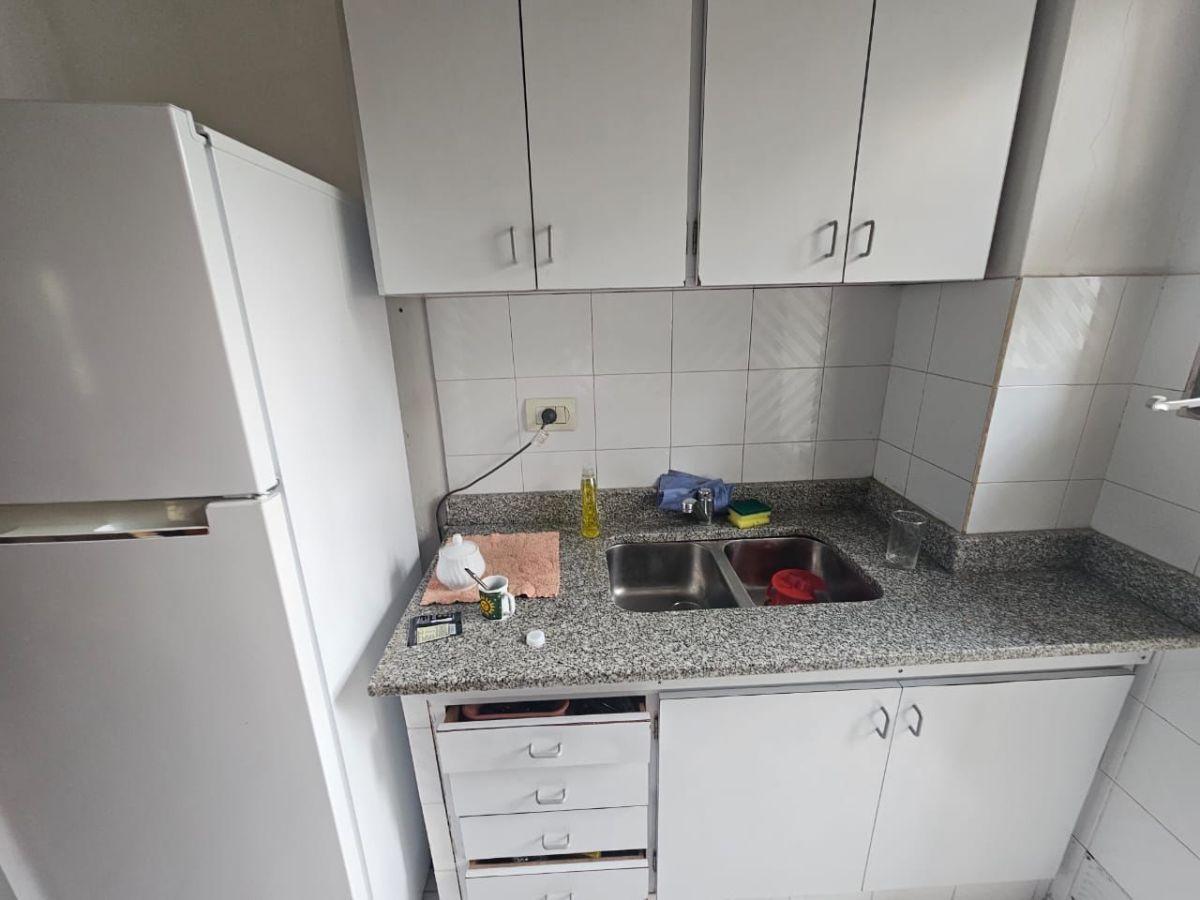 Foto de En Venta Departamento de 3 Ambientes c/cochera, imagen 1