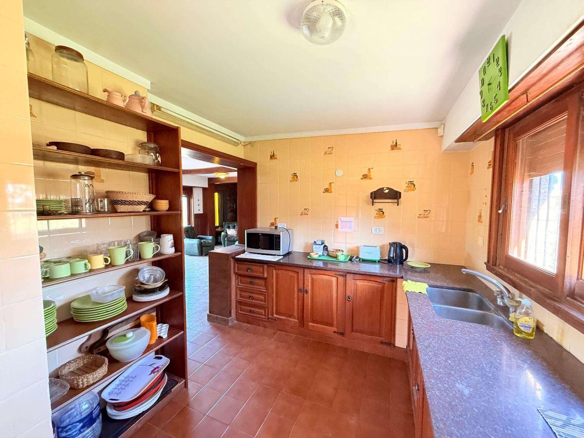 Foto de Chalet en venta c/ cochera en Zona Centro, imagen 5