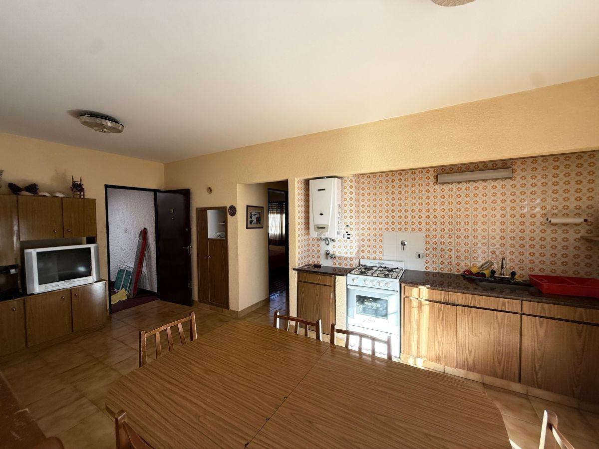 Foto de Departamento en venta c/ cochera en Zona Sur, imagen 3