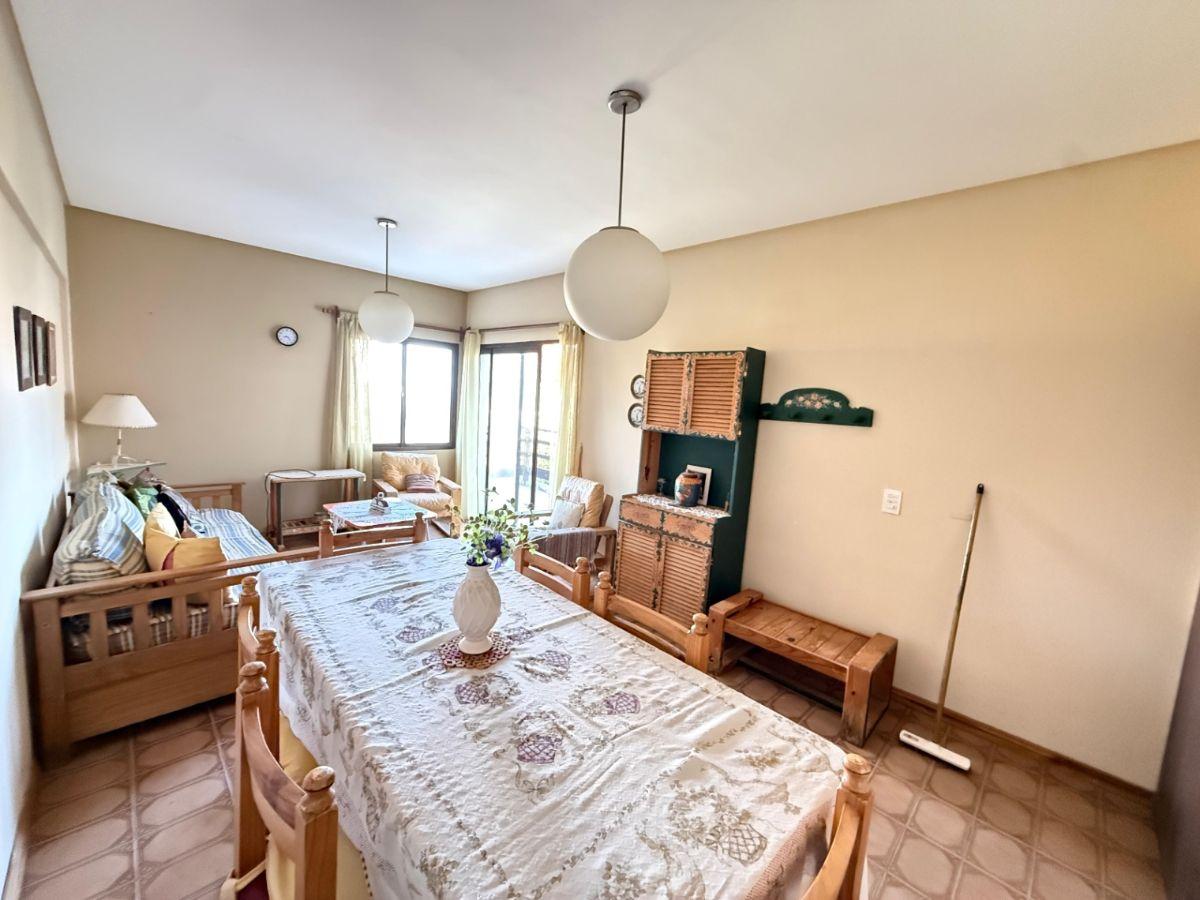 Foto de Departamento en venta c/ cochera en Zona Sur, imagen 2