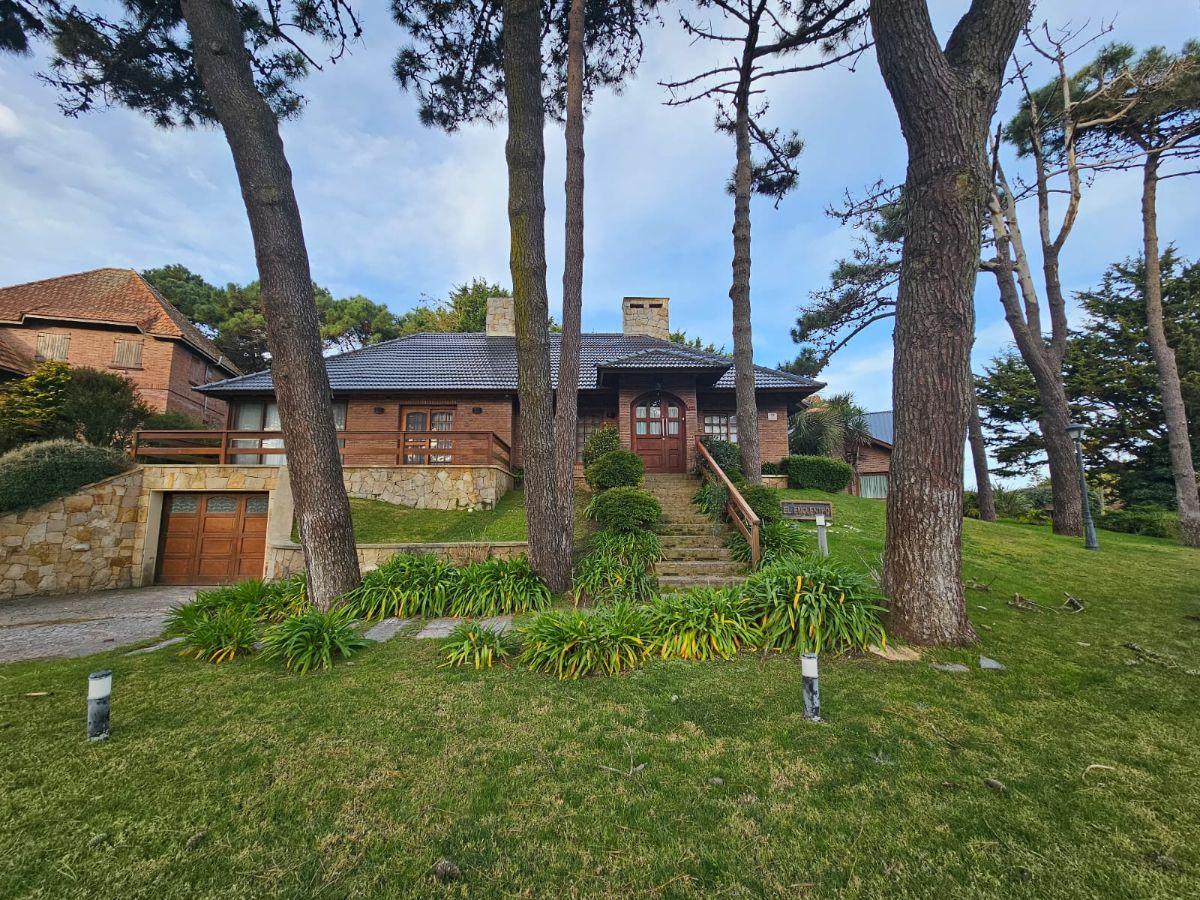 Foto de Casa en Venta 250 M2 cubiertos en Pinamar Norte, imagen 1