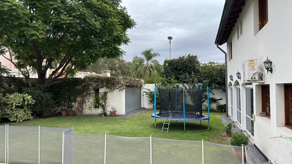 Calle Nicanor Riesco " Las Rosas " Barrio Residencial 2