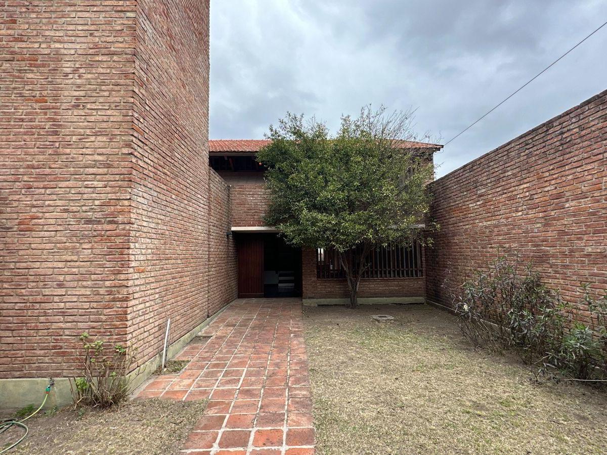 Calle Gregorio Velez 3100 1