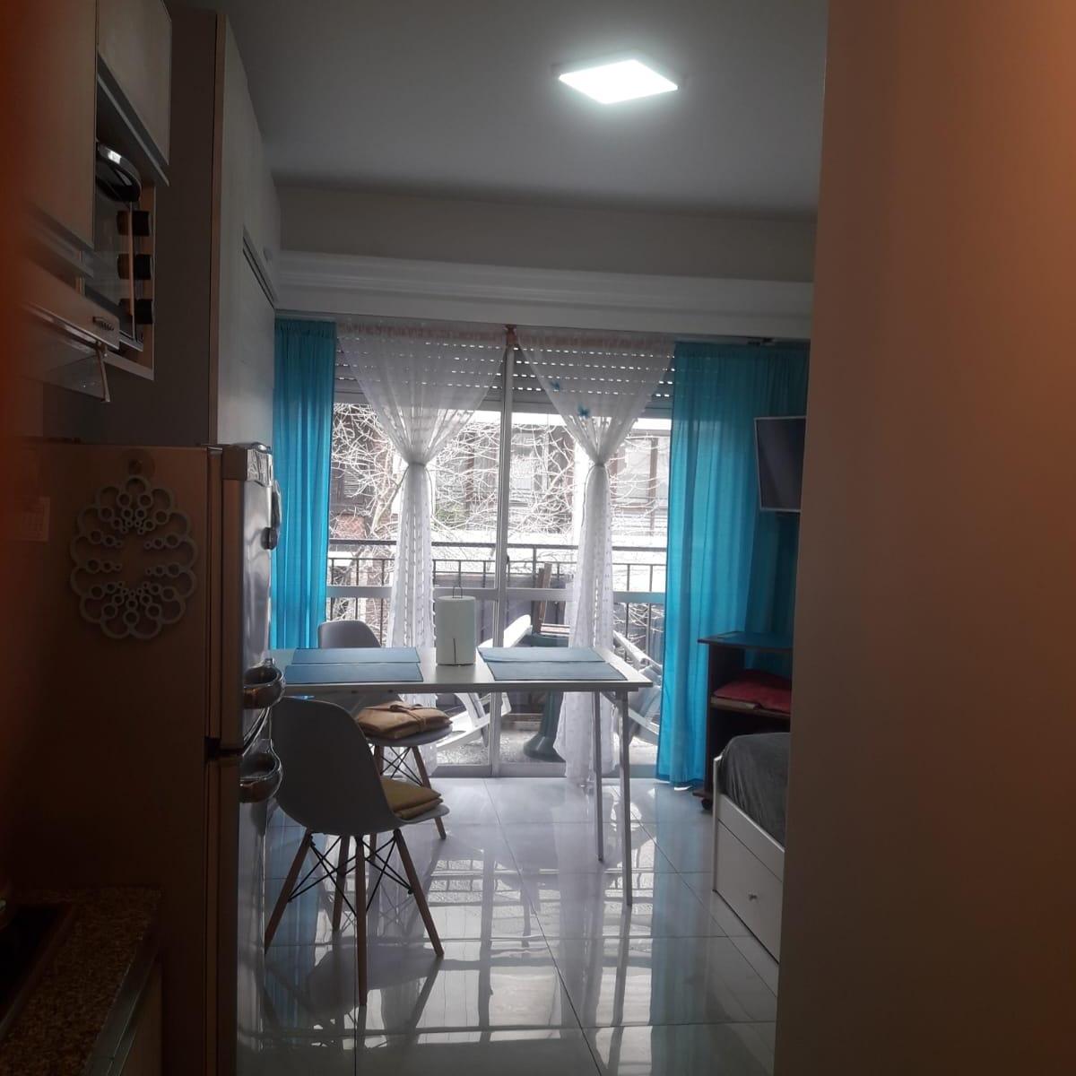 1 Ambiente La Calle a Una Cuadra del Mar 3