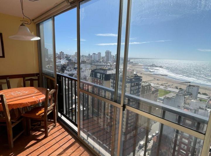 Foto de 2 Ambientes con vista al mar y cochera fija, imagen 2