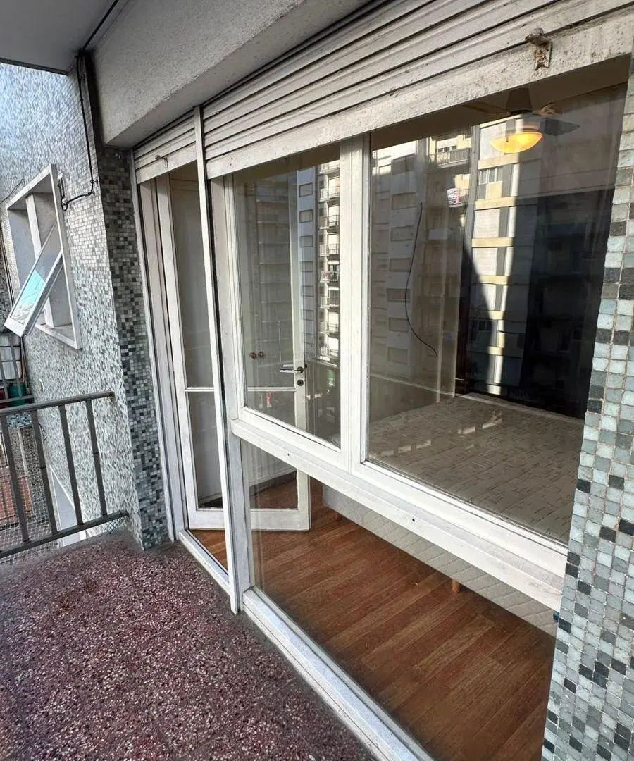 Ambiente y medio a la calle - Zona Güemes (Av Colon 1300) 4